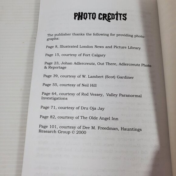 Haunted Canada by Pat Hancock True Ghost Stories Scholastic Canada 2003 Paperbac - Picture 8 of 16